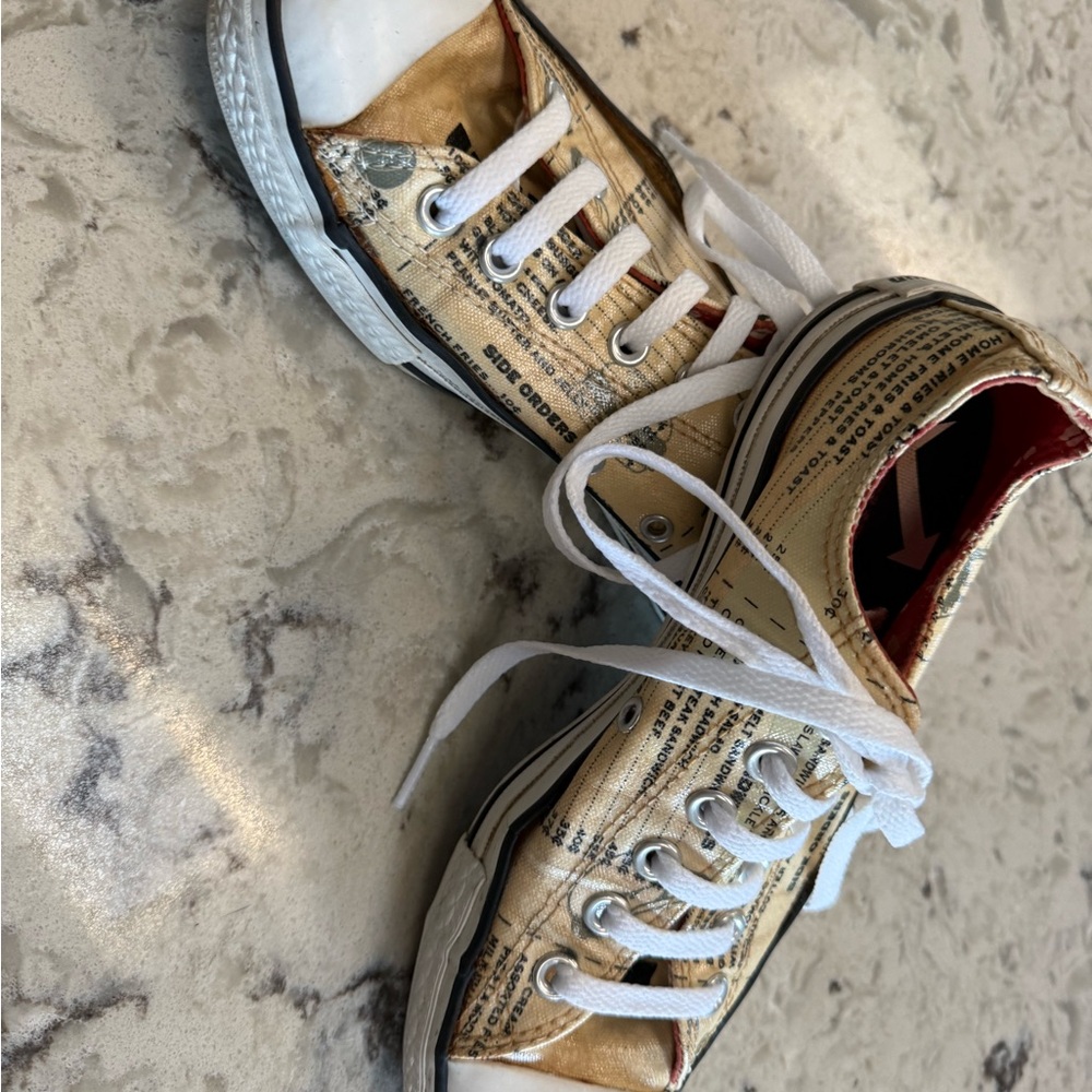 Converse Chuck Taylor All Star CT Diner Menu Low Top Size Women 7 - Men 5 - Picture 2 of 5